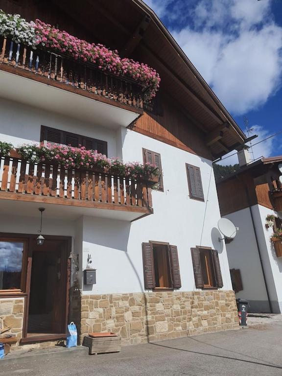 Casa Phoenix Appartamento Piano Terra Immerso Nel Verde A Pochi Minuti Dalla Ciclabile ปีแอเว ดี กาโดเร ภายนอก รูปภาพ